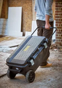 STANLEY - Coffre De Chantier Pro Etanche Fatmax - Dimensions 910 X 516 X 431 Mm -Outillage Soldes Boutique Coffre de Chantier Pro Etanche Fatmax a roulettes Stanle