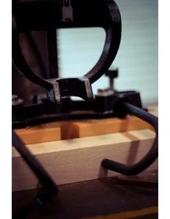 HOLZPROFI - KTPM Kit De Transformation Perceuse à Colonne En Mortaiseuse à Bédane Carré -Outillage Soldes Boutique HOLZPROFI KTPM Kit de transformation 1