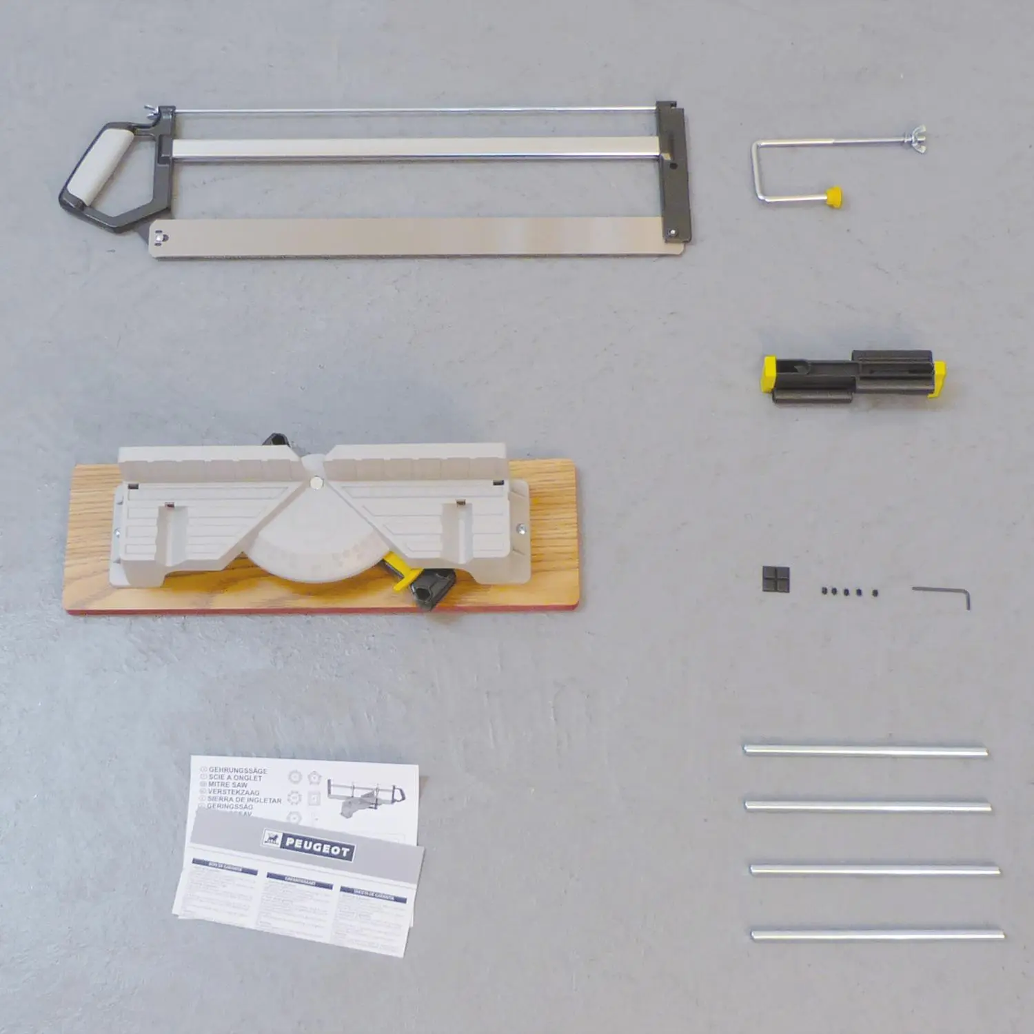 PEUGEOT -ENERGYSAW-550 Scie à Onglet Manuelle 3 Sec - 550mm Avec Embase Bois MDF Et Table ABS 5 PEUGEOT -ENERGYSAW-550 Scie à Onglet Manuelle 3 Sec - 550mm Avec Embase Bois MDF Et Table ABS – Image 5